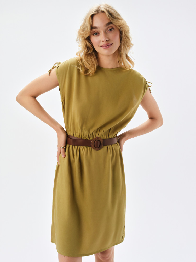 Mini sukienka z paskiem 