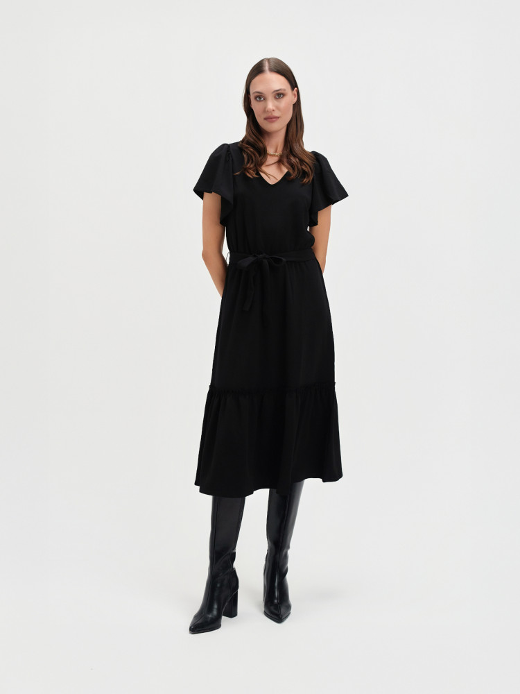 Czarna midi sukienka z wiązaniem w talii 