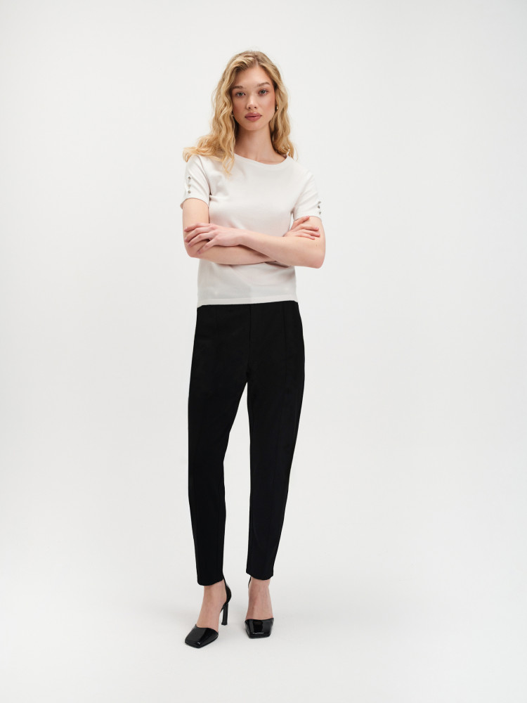 Biały basicowy sweter z krótkim rękawem 