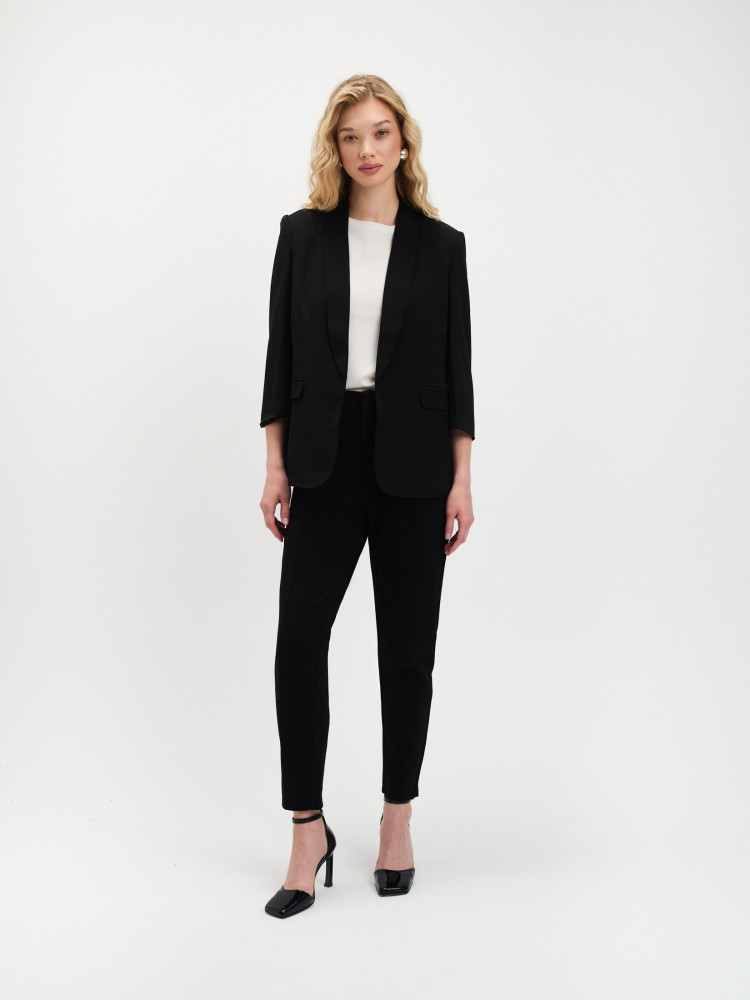 Biały basicowy sweter z krótkim rękawem 