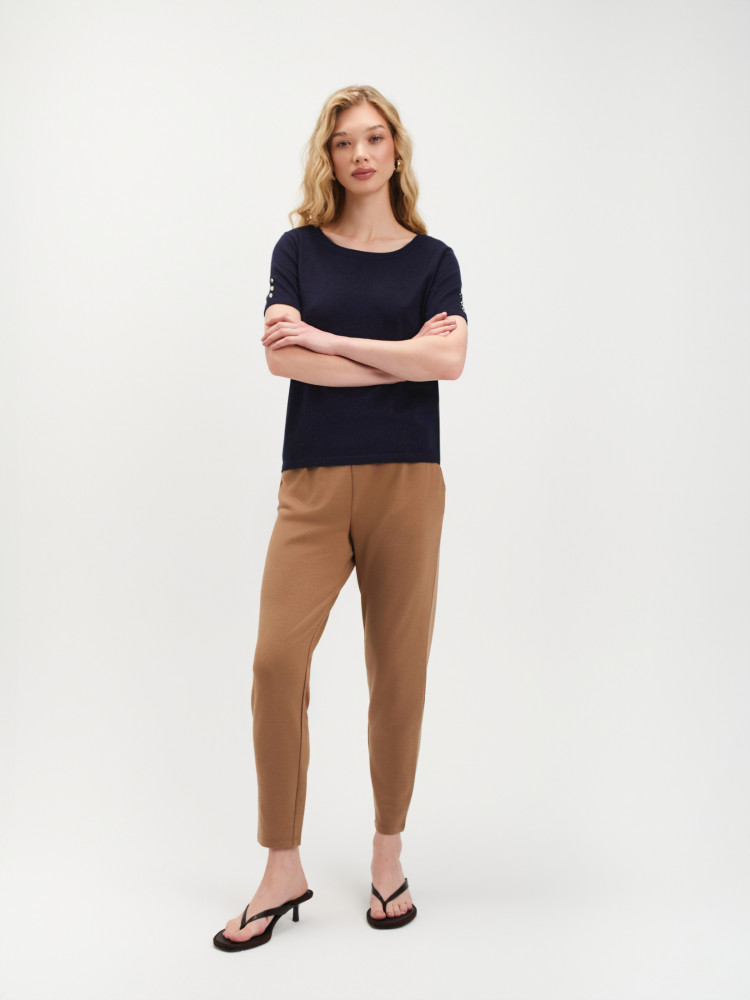 Granatowy sweter basic 