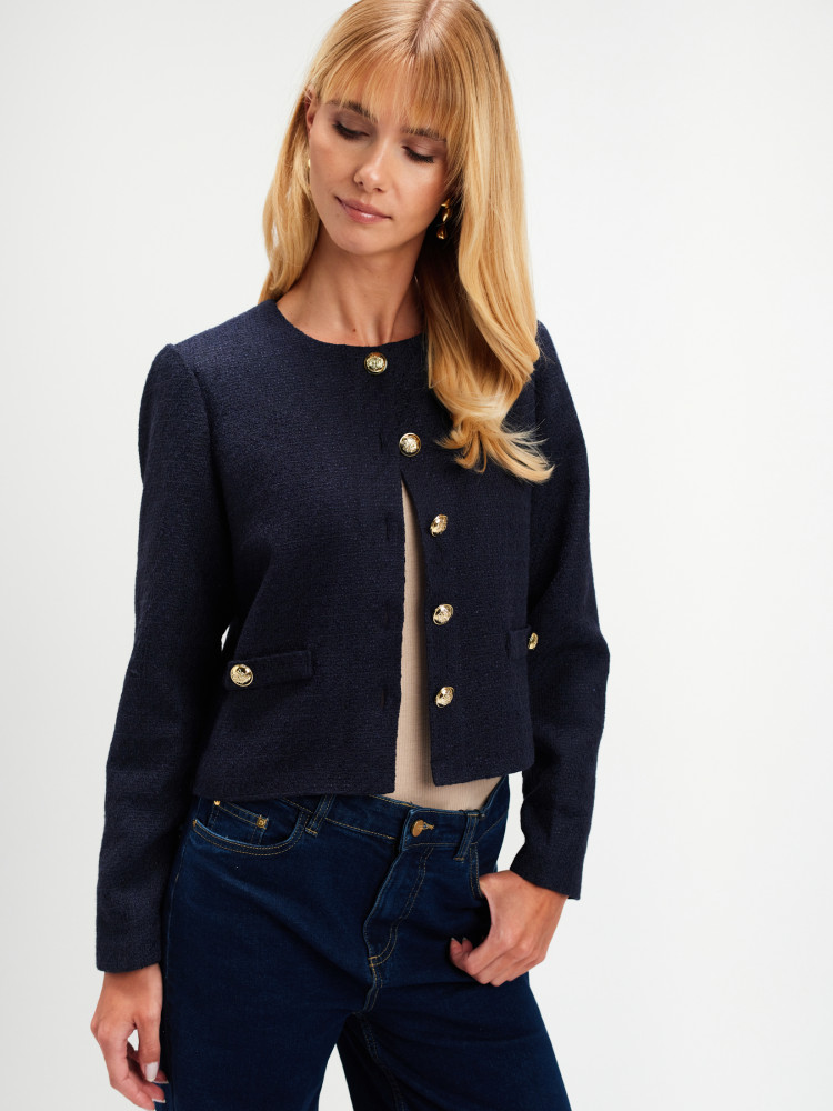 Elegancki żakiet o pudełkowym kroju 