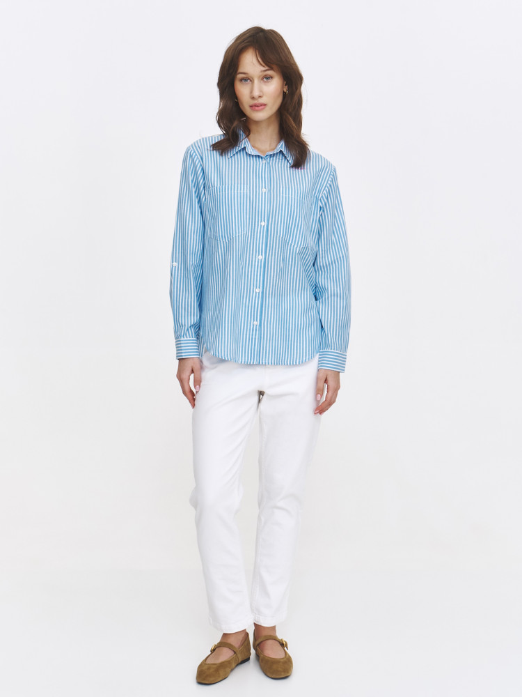 Koszula w niebieskie paski w stylu casual 