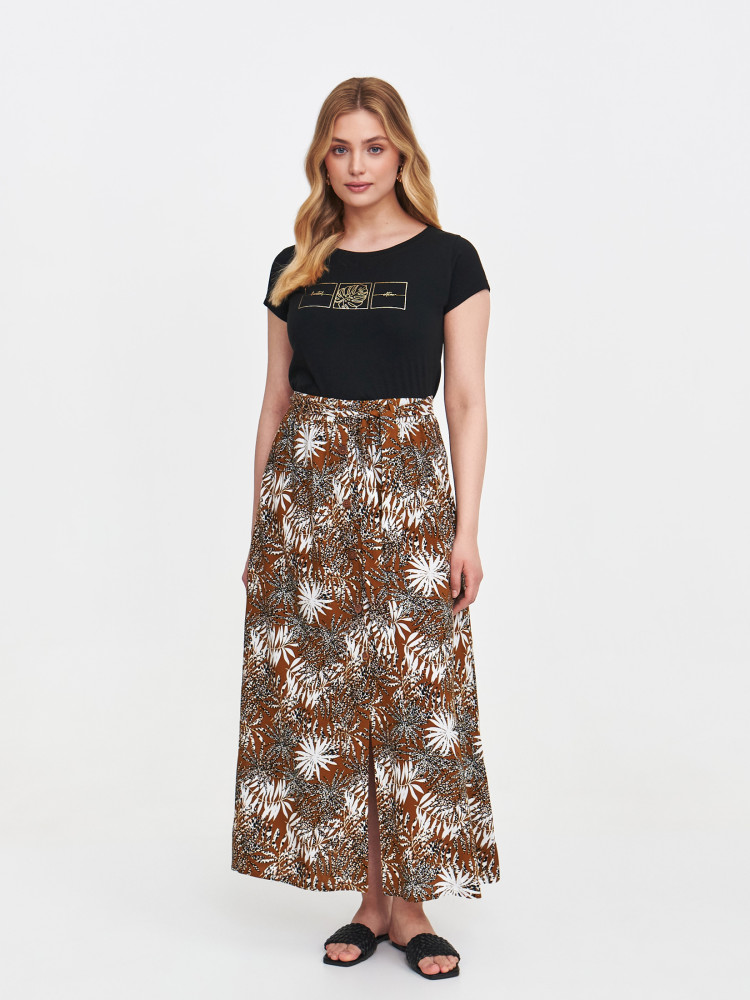 T-shirt z efektownym złotym nadrukiem 