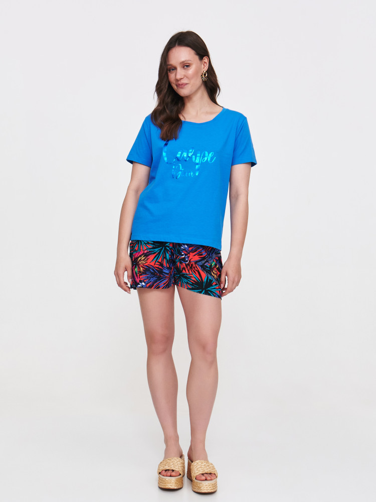 Granatowa bluzka z połyskującym napisem 