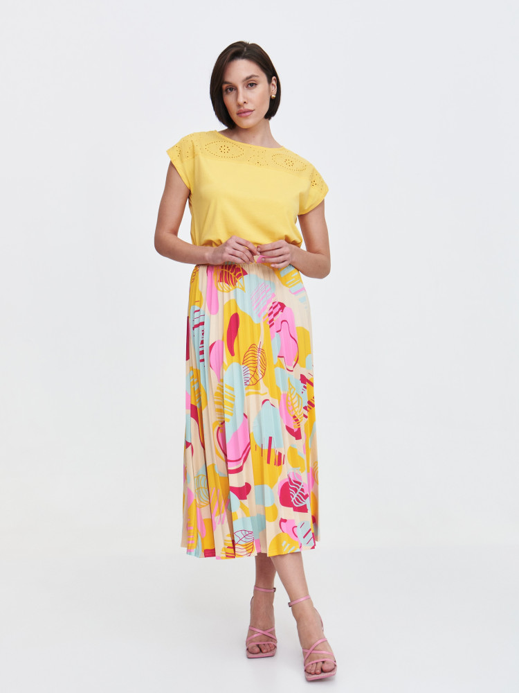 Żółta bluzka z ażurowym haftem 