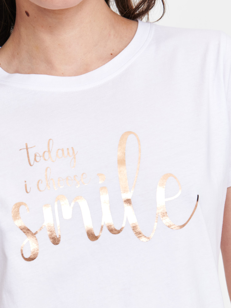 Biały t-shirt ze złotym napisem 