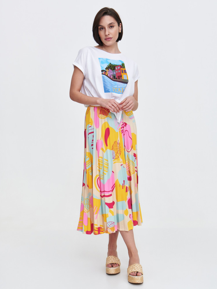 T-shirt o krótszym kroju z nadrukiem 