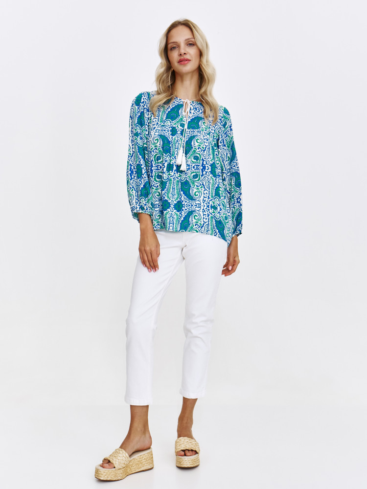 Bluzka w stylu boho z orientalnym printem w kolorze niebieskim 