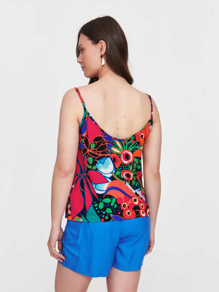 Top z kolorowym printem na ramiączkach 