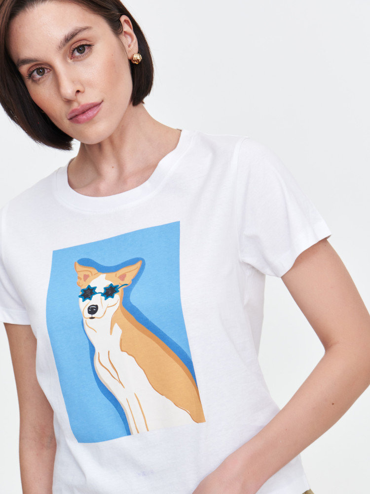 T-shirt z nadrukiem z psem 