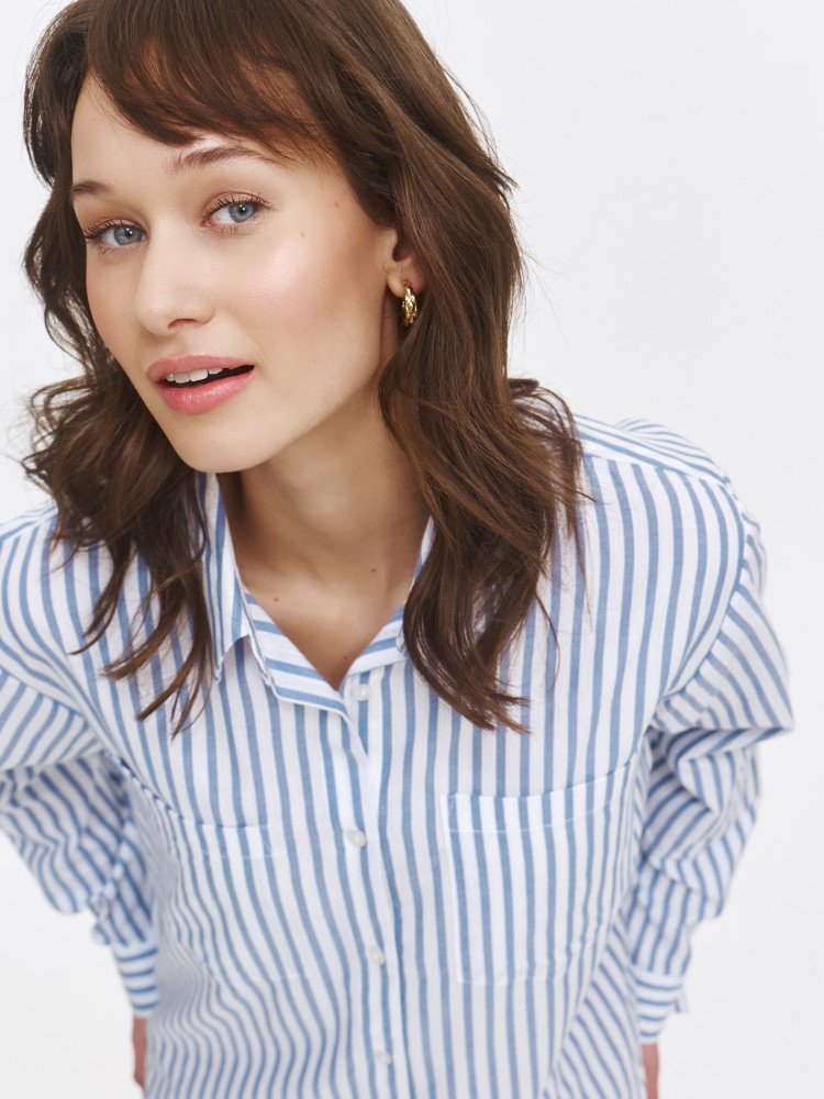 Koszula w paski o prostym fasonie  Koszula w paski o prostym fasonie