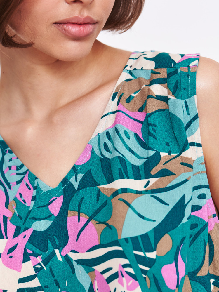 Bluzka w pastelowy wzór tropic