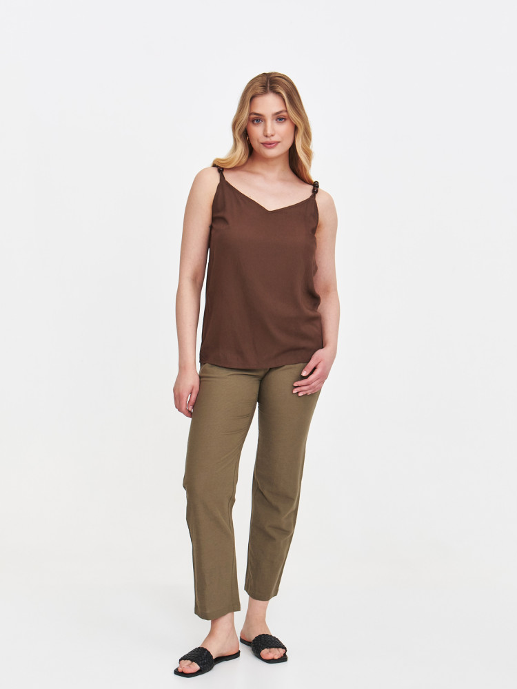 Brązowa bluzka na ozdobnych ramiączkach