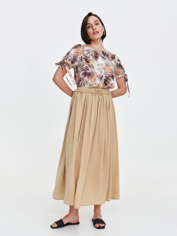 Beżowa długa spódnica 