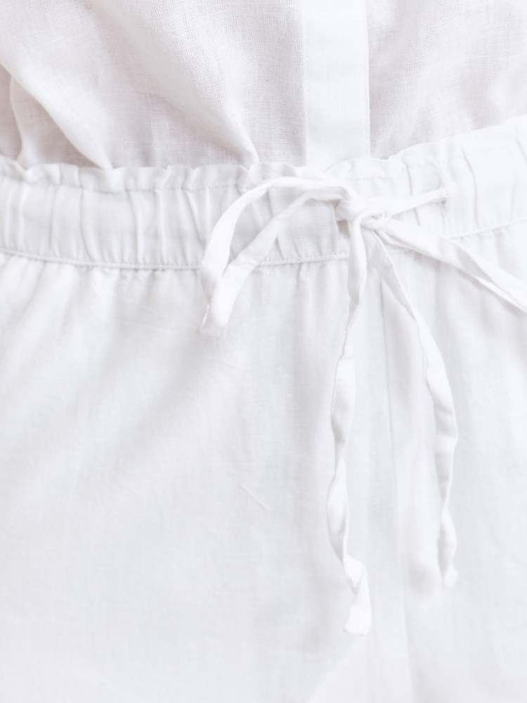 Białe szorty bawełniano-lniane 