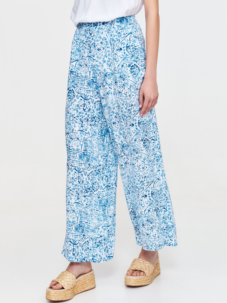 Wzorzyste niebieskie spodnie 