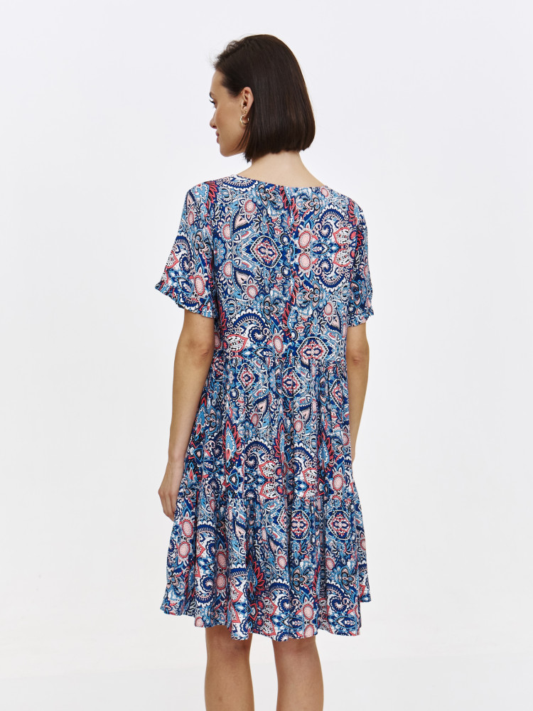 Sukienka z orientalnym motywem 