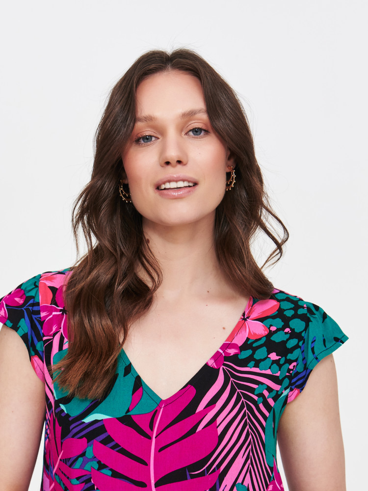 Sukienka z kwiatowym printem 