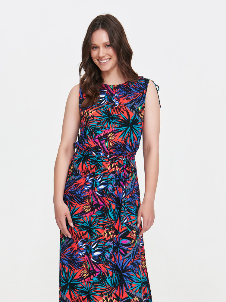 Sukienka o długości maxi z tropikalnym motywem 