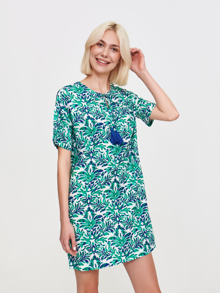 Sukienka z wzorem w drobne kwiaty 