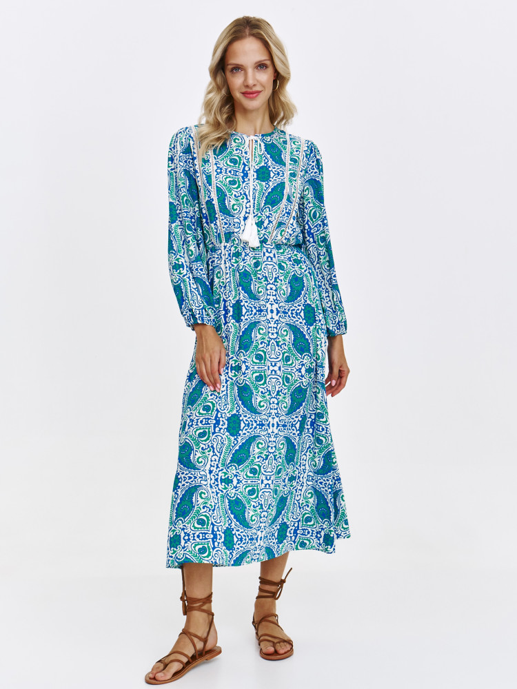 Wzorzysta sukienka midi z wiązaniem przy dekolcie 