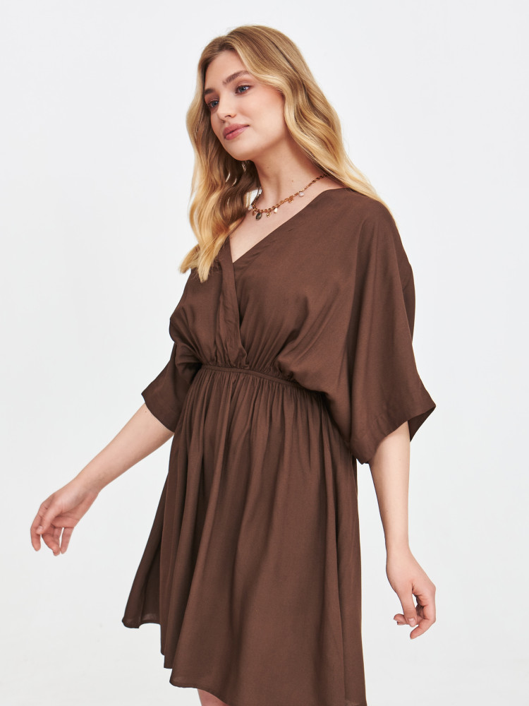 Zwiewna brązowa sukienka 
