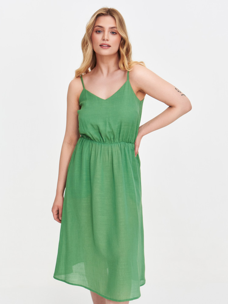 Zielona sukienka na ramiączkach 