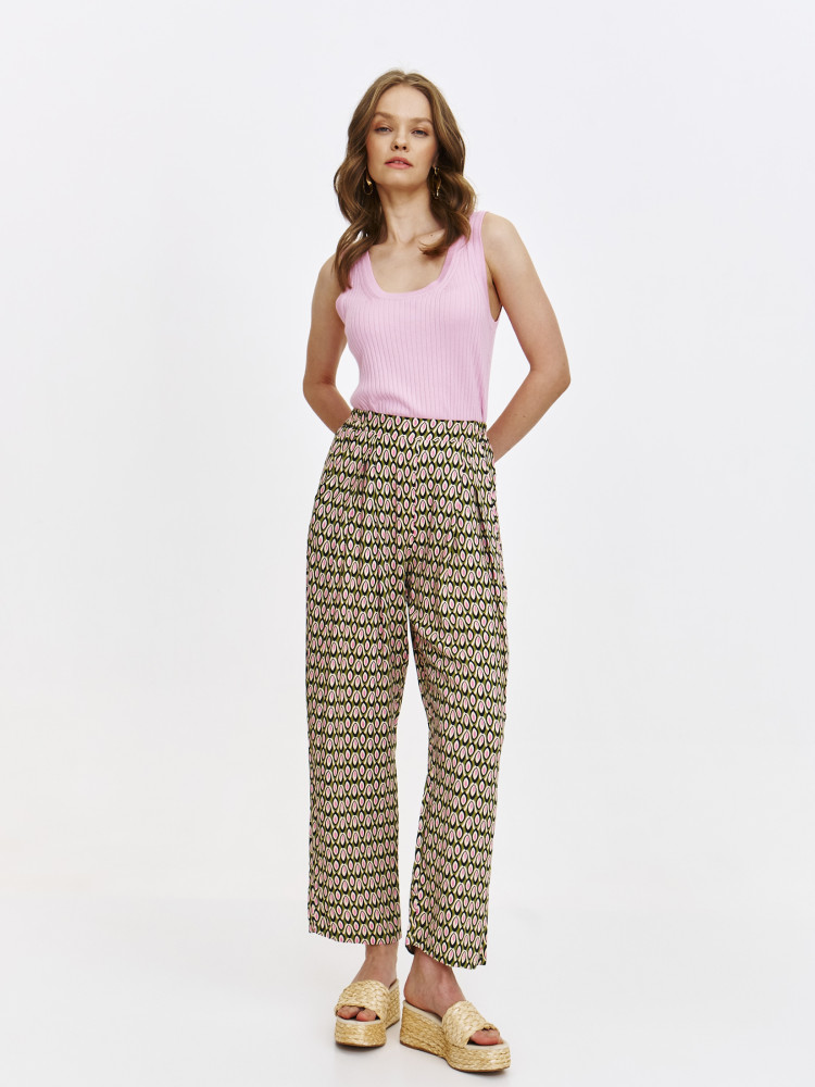 Różowy top z dzianiny swetrowej