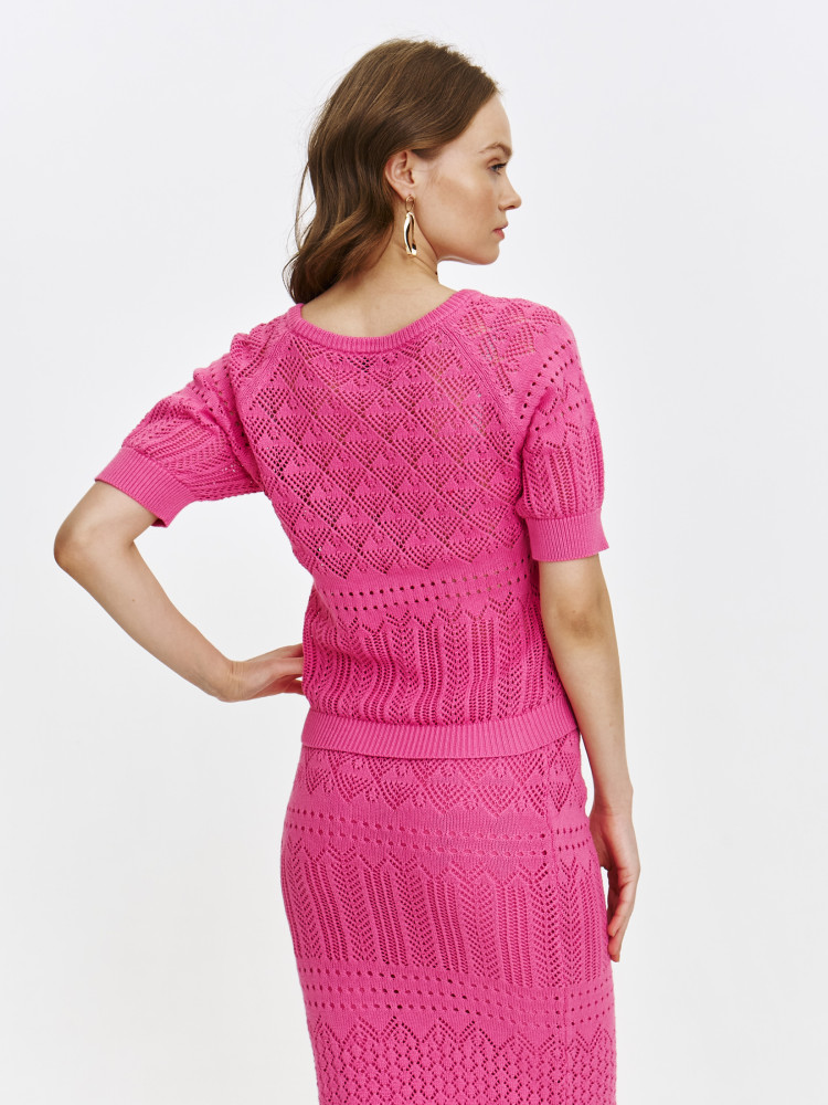 Różowy szydełkowy sweter  Różowy szydełkowy sweter