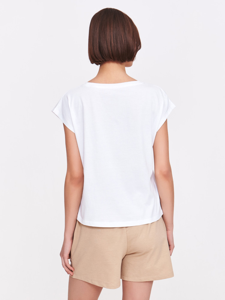 Biały t-shirt z artystycznym nadrukiem 