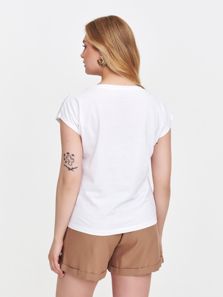 Biały t-shirt z wakacyjnym nadrukiem 