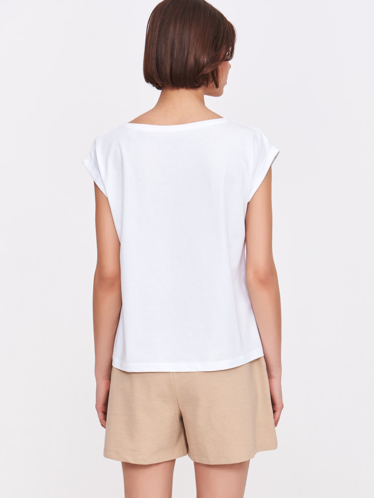 T-shirt z wakacyjnym motto 