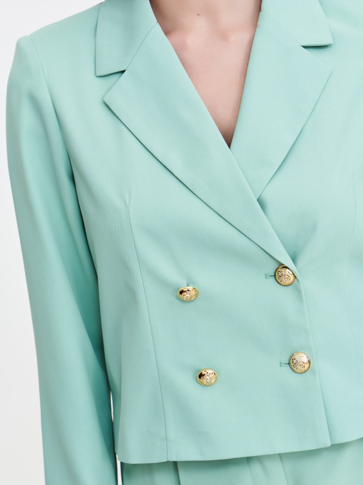 Krótki dwurzędowy żakiet w kolorze miętowym 