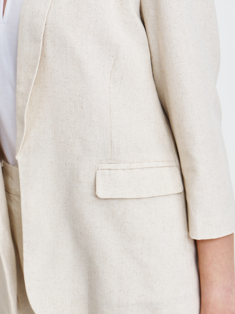 Beżowy żakiet z domieszką lnu 