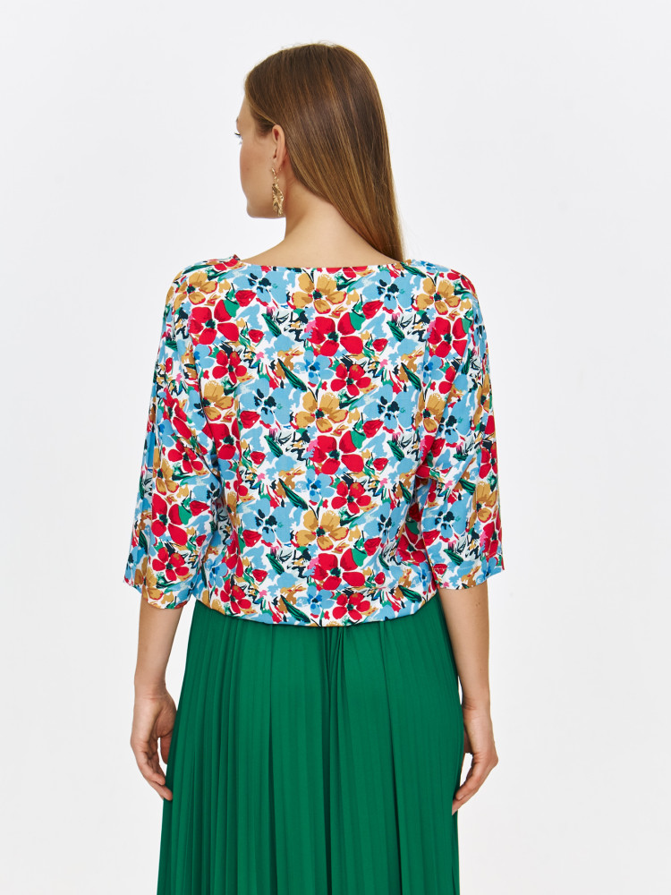 Wiskozowa bluzka w niebiesko-czerwone kwiaty 