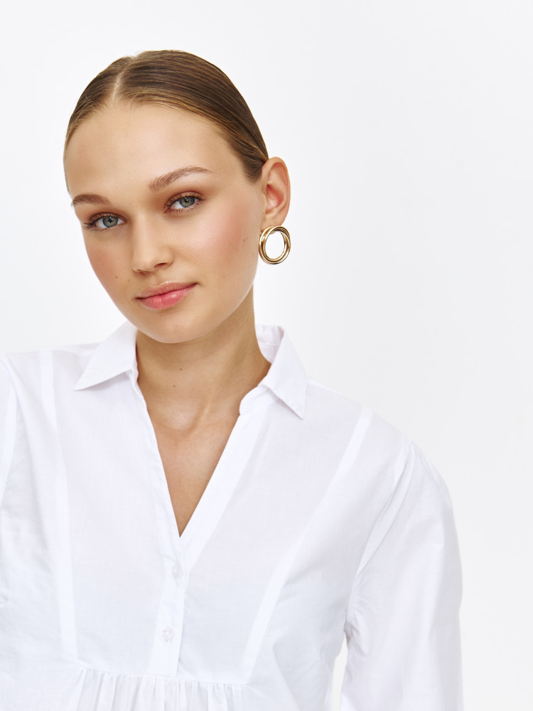 Elegancka bluzka z kołnierzykiem 