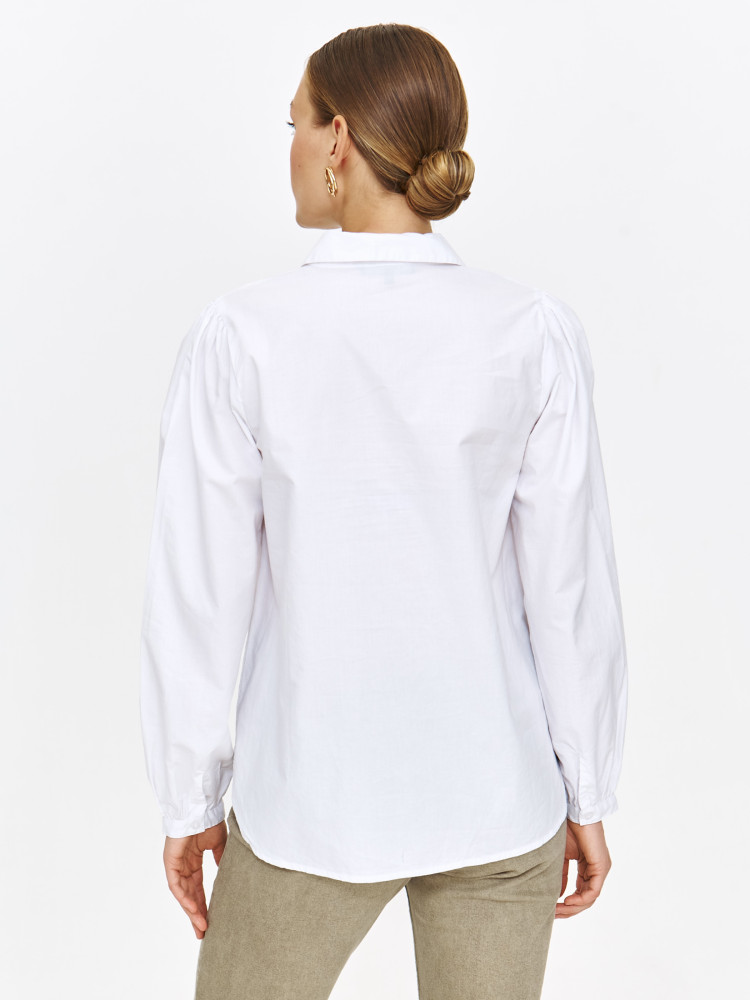 Elegancka bluzka z kołnierzykiem 