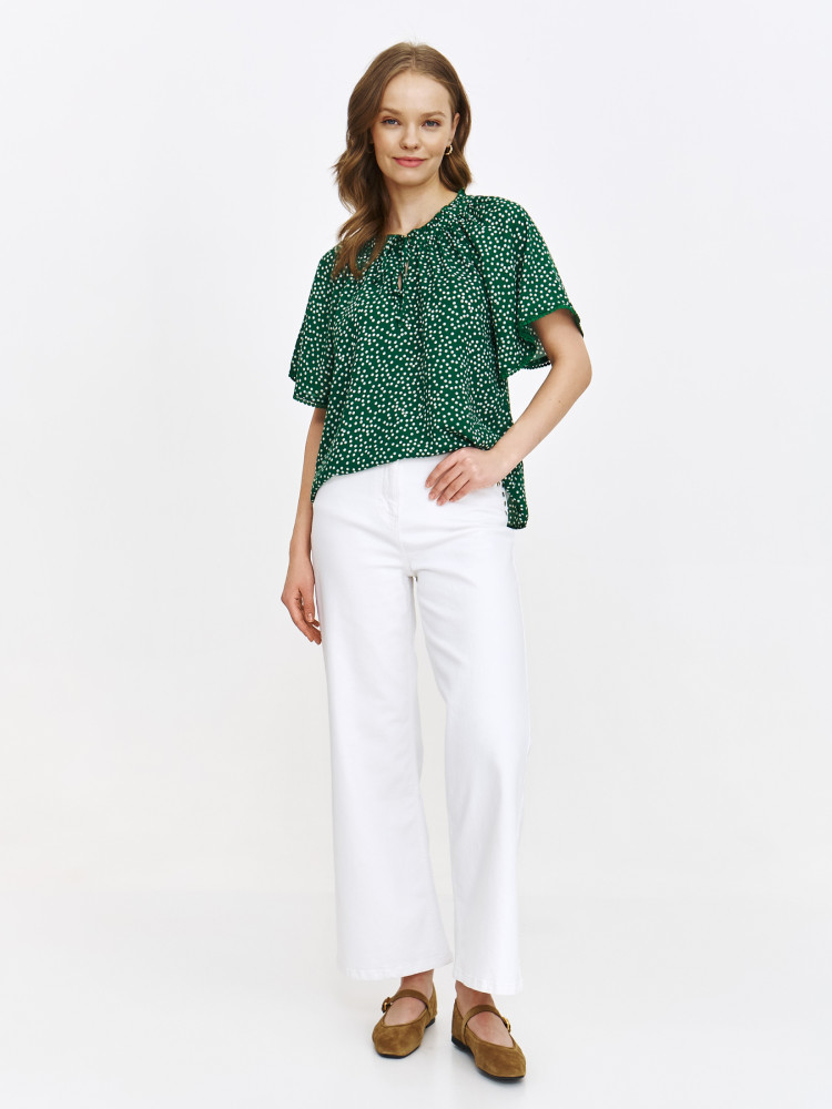 Zielona bluzka w groszki 