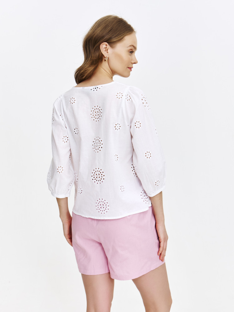 Biała bluzka z angielskim haftem 