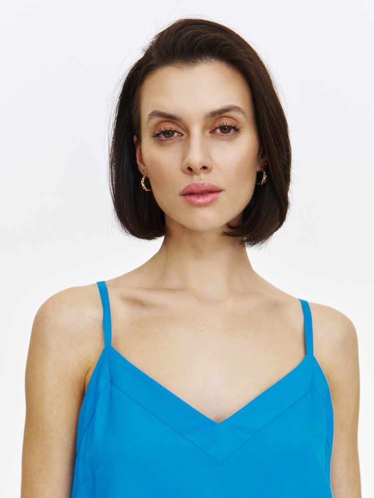 Niebieski top na ramiączkach  Niebieski top na ramiączkach