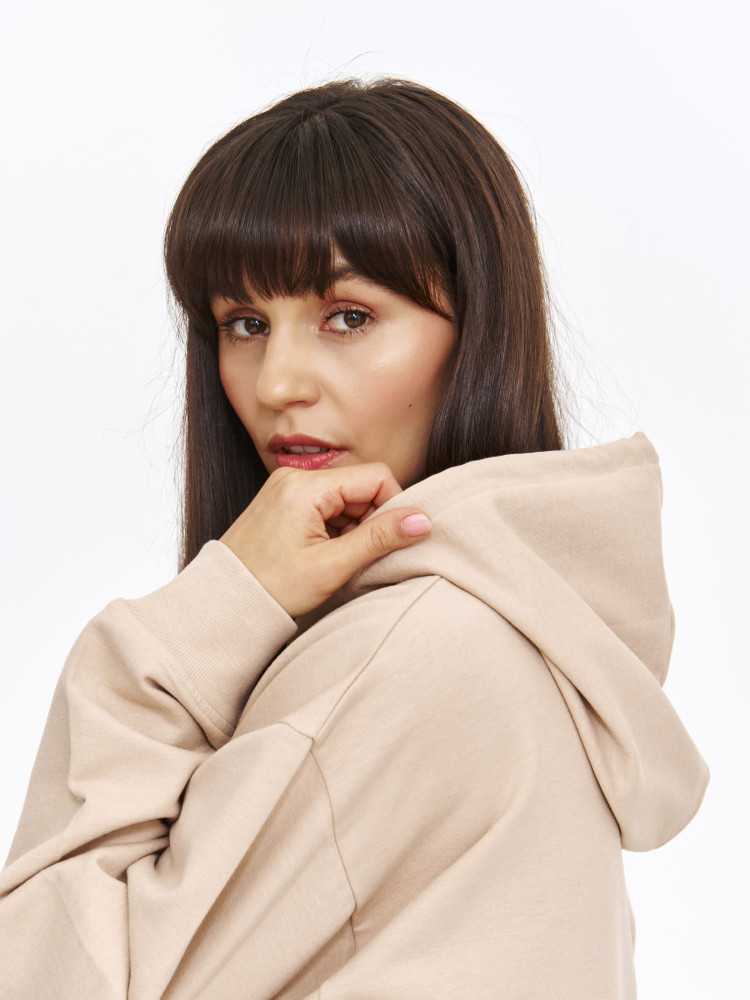 Beżowa bluza basic z kapturem 