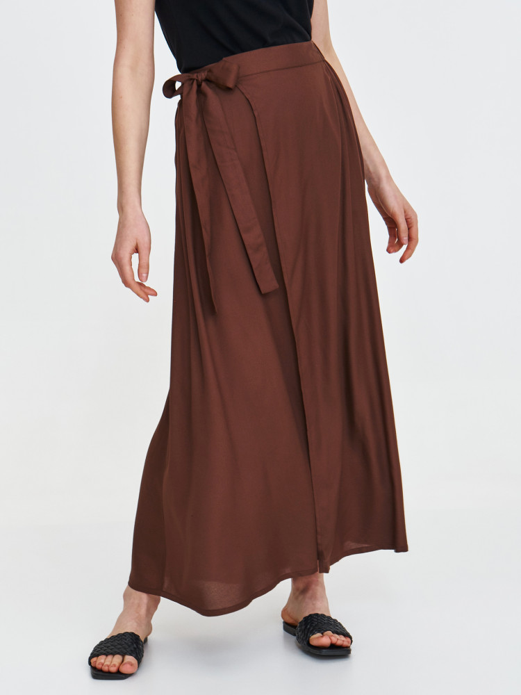 Spódnica kopertowa maxi z wiązaniem  Spódnica kopertowa maxi z wiązaniem