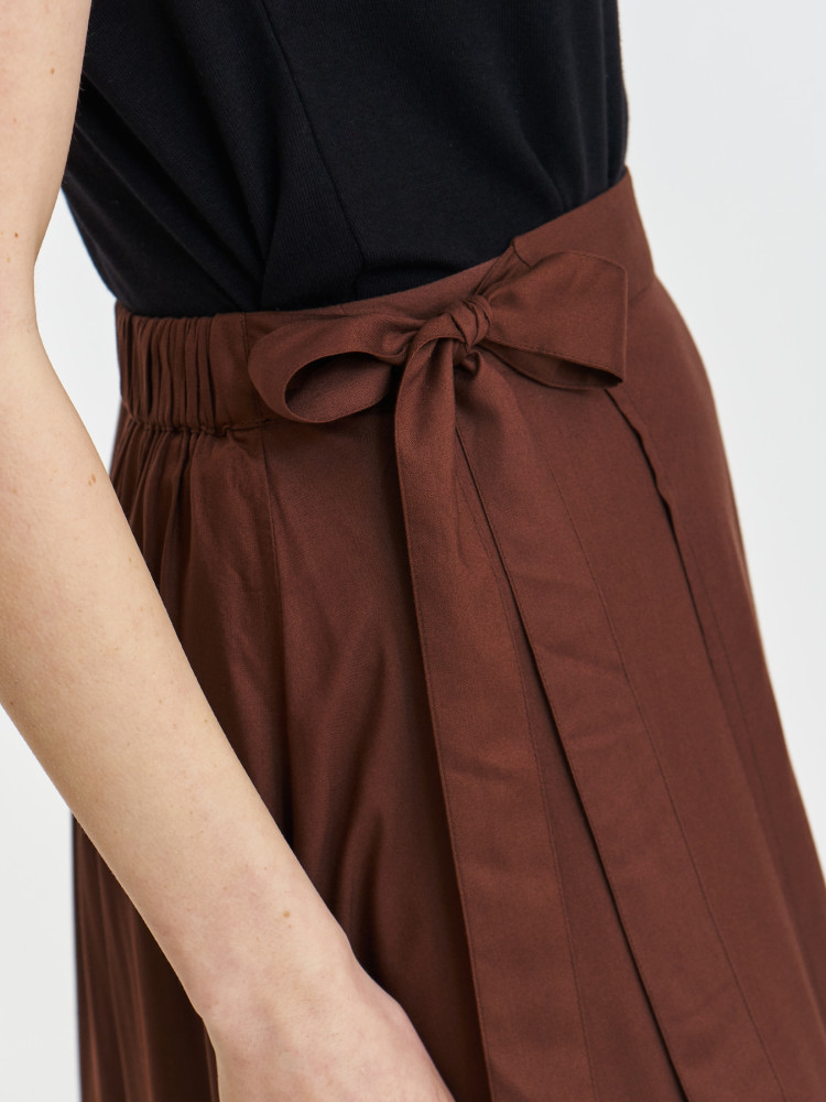 Spódnica kopertowa maxi z wiązaniem  Spódnica kopertowa maxi z wiązaniem