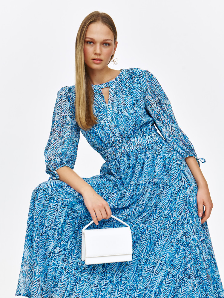 Wzorzysta sukienka midi z elastyczną gumą w talii 