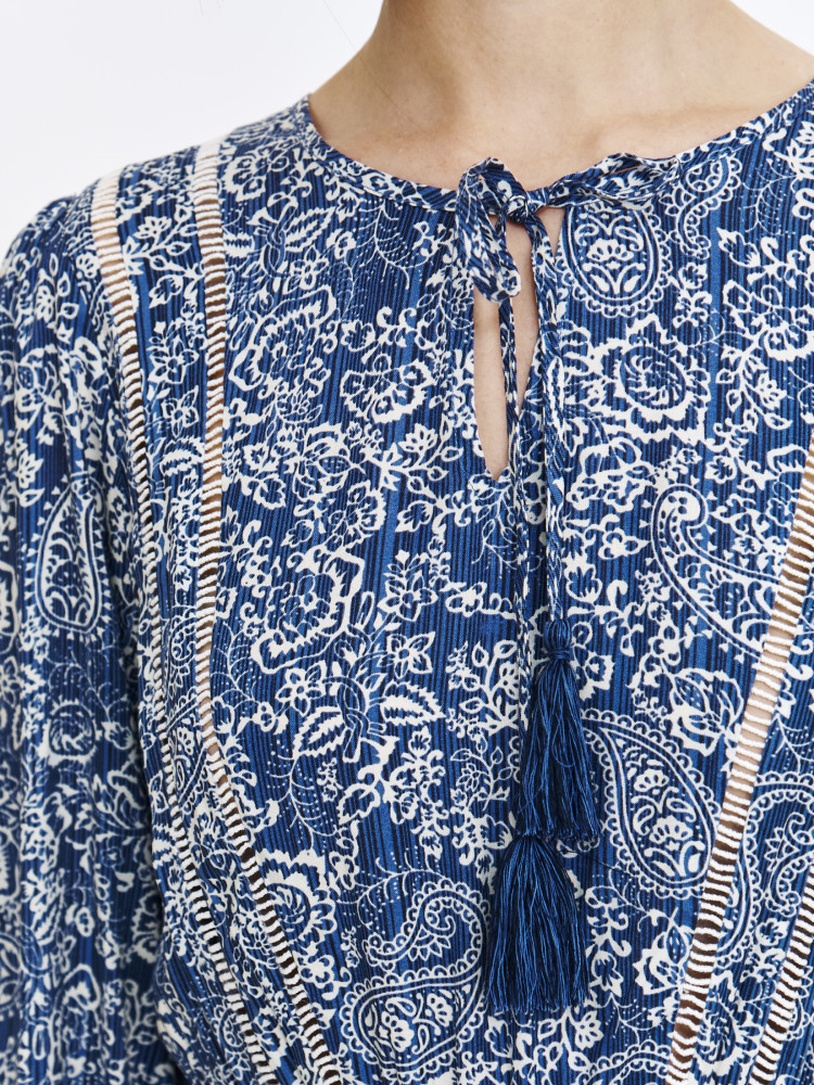 Sukienka maxi we wzory w stylu boho  Sukienka maxi we wzory w stylu boho