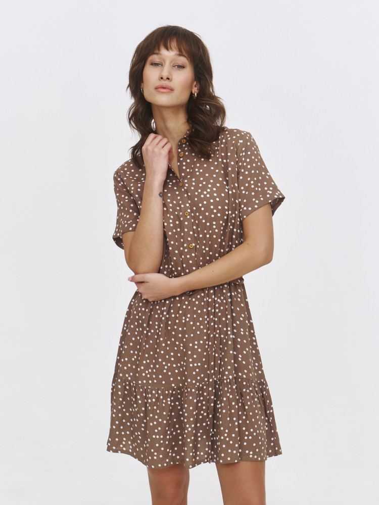 Beżowa sukienka z wiązaniem w pasie 