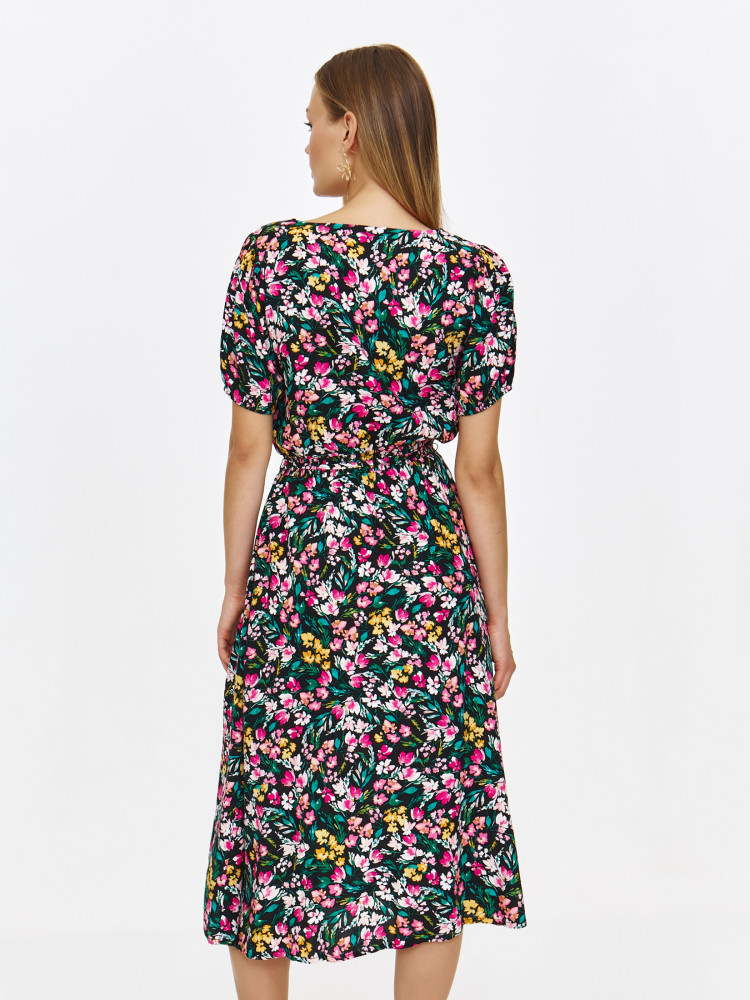 Sukienka midi z dekoltem V-neck w drobne kwiaty  Sukienka midi z dekoltem V-neck w drobne kwiaty