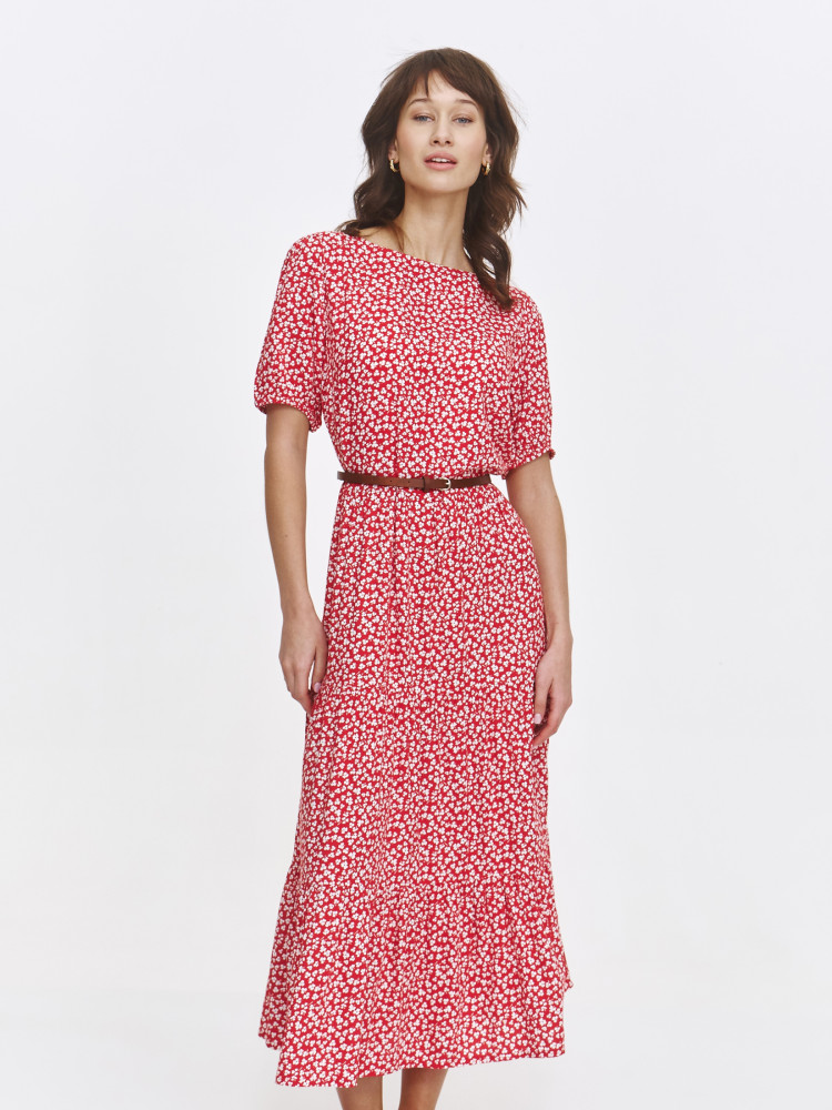 Casualowa czerwona sukienka maxi