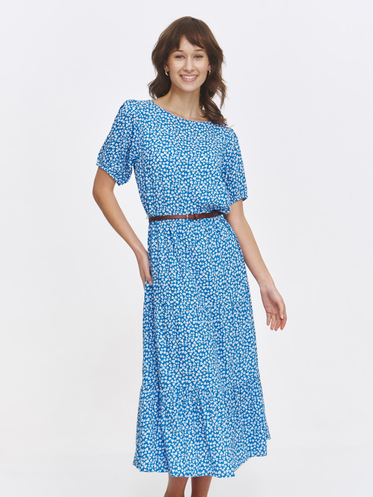 Zwiewna sukienka z printem w kwiaty o długości maxi 